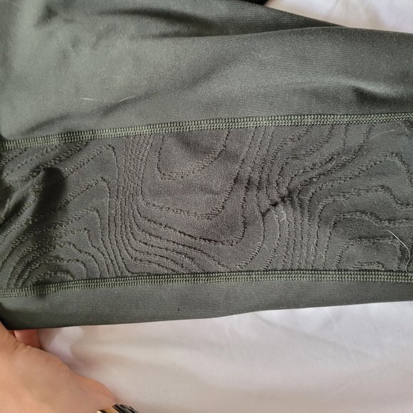 Full length green under armour  legging - Picture 5 of 11